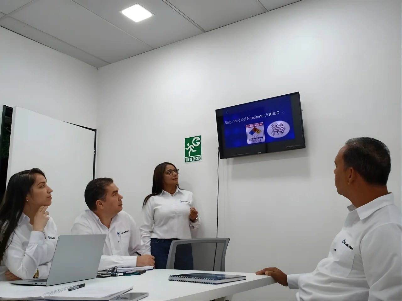 team meeting bw final (1)